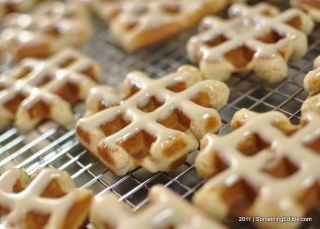 Simple, Unique, and Darn Tasty: Pennsylvania Dutch Cinnamon Waffle Cookies with Maple Glaze.